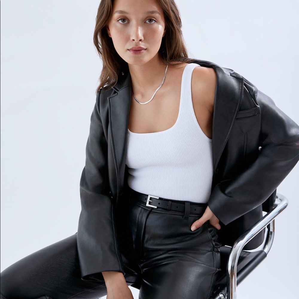 NWT sculpt knit tank